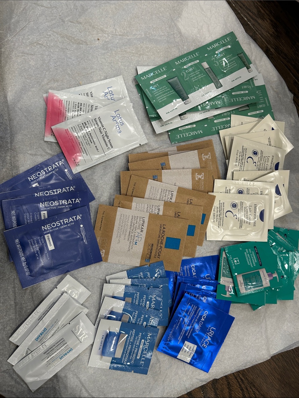 50 pieces Mixed Skincare Sample Lot - Multiple Brands